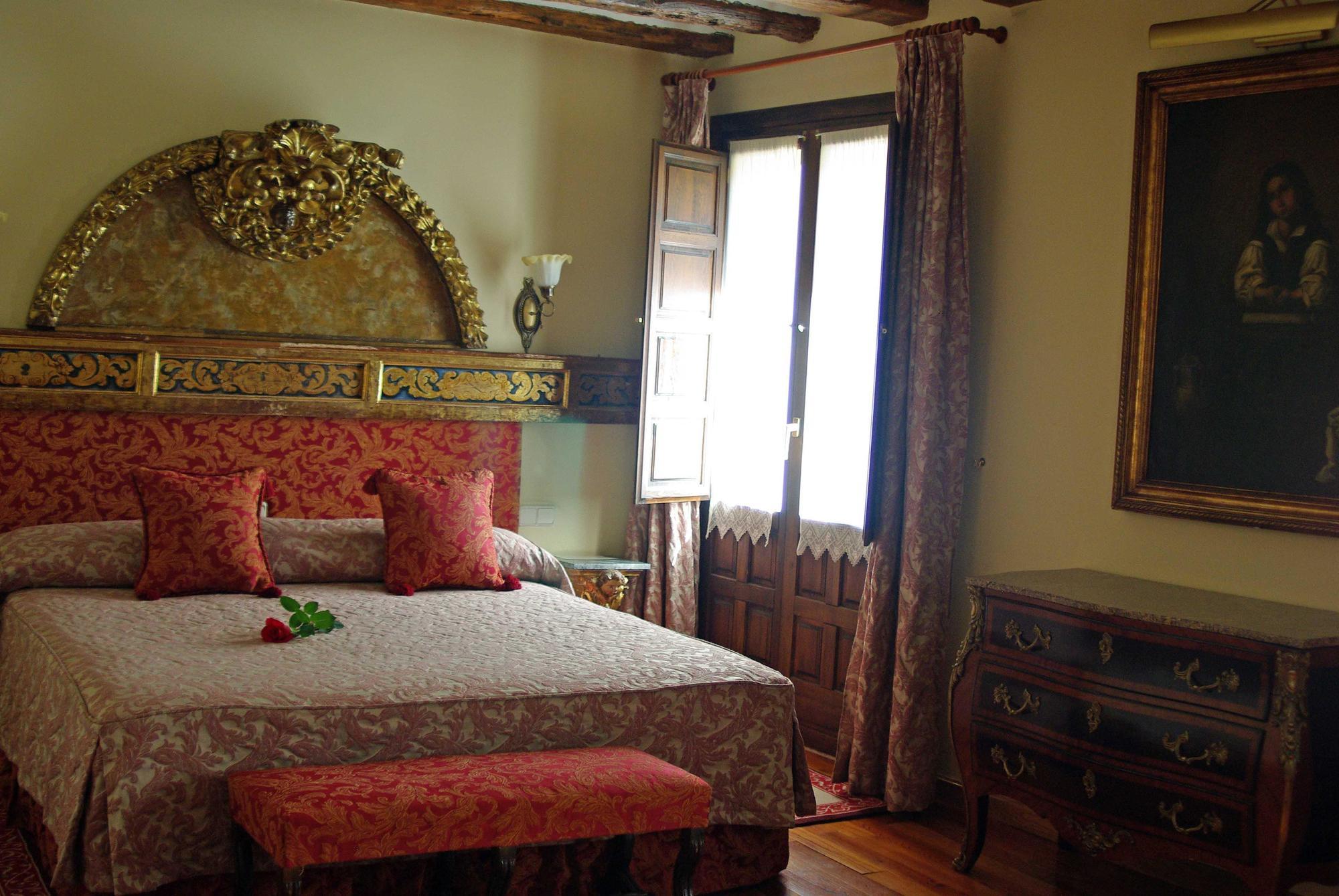 Hotel Alcazar Segóvia Quarto foto